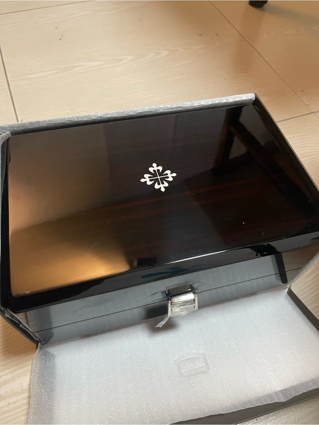 Patek Philippe Black Lacquer Watch Presentation Box With Silver Emblem